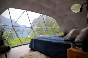 Olden Glamping - One with nature